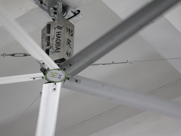 工業(yè)大風(fēng)扇安裝